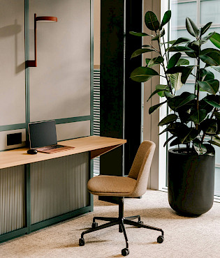 Headhunter für Büromöbel Vertrieb - Spezialisiertes Sales Recruiting für Office-Lösungen